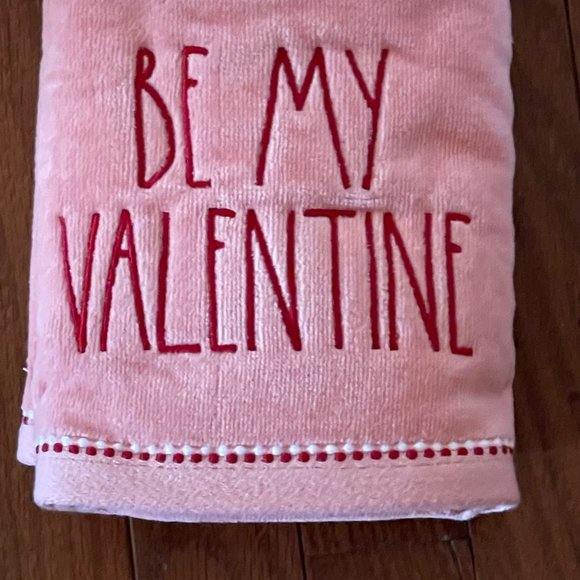 New Rae Dunn by Magenta Pink Be My Valentine Hand Towel Set - Picture 10 of 10